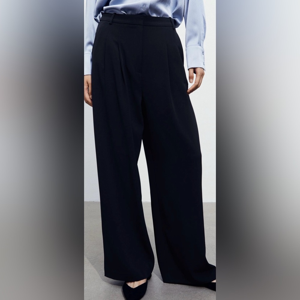 💖 H&M Wide Leg Navy Blue Dress Pants LIKE NEW EUC - Picture 2 of 8